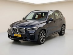 BMW X5 - XDrive40i High Executive M-PAKKET PANO-DAK NL-AUTO