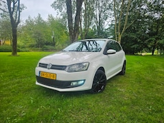 Volkswagen Polo - 1.2 TSI Comfortline APK | AIRCO | CARPLAY