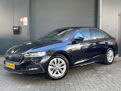 Skoda Octavia - 1.0 e-TSI Sport Business NAP CARPLAY CLIMA STUURVERWARMING ACC NAVI BLUETOOTH LED SFEER SP