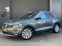 Volkswagen T-Roc - 2.0 TSI 4Motion Sport Business R CARPLAY PANO VIRTUAL0COCKPIT KEYLESS CAMERA LED ACC CLIMA