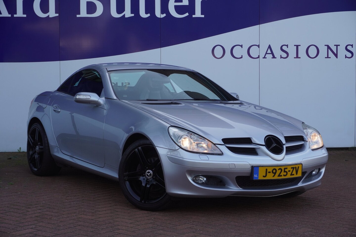 Mercedes-Benz SLK-klasse - 200 K. Volleder/Stoel-verw/18"lmv/Airco/ = ZEER MOOI ! - AutoWereld.nl
