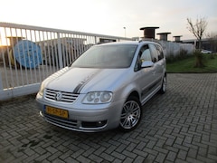Volkswagen Touran - 1.6-16V FSI Trendline