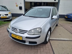 Volkswagen Golf - 1.4 Trendline | Cruise control