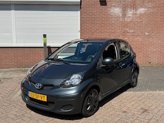Toyota Aygo - 1.0-12V Sport