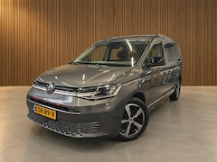 Volkswagen Caddy Maxi - 1.5 TSI style 7 persoons / automaat / trekhaak / camera