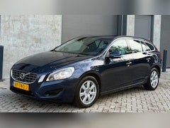 Volvo V60 - 2.0 D3 2013 Blauw EURO 5|NAP|APK|PDC|136 PK