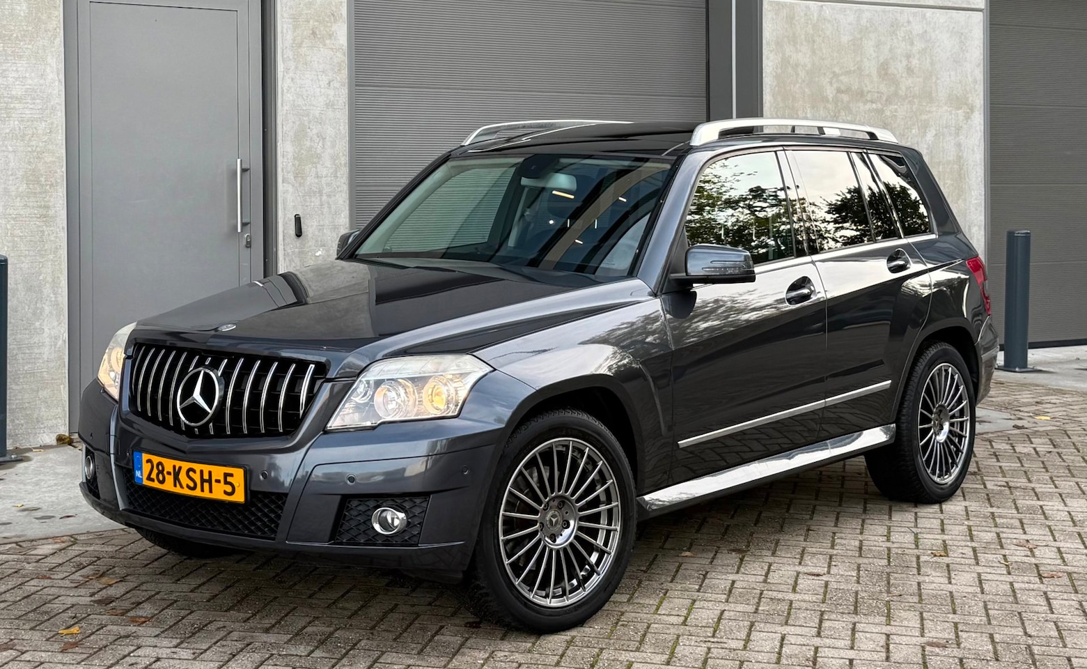 Mercedes-Benz GLK-klasse - 280 4-Matic 2010 Grijs APK|PANO - AutoWereld.nl