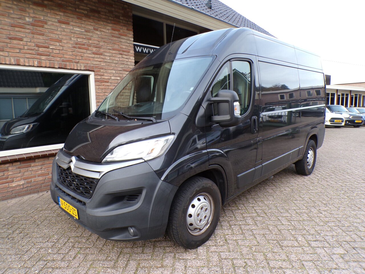 Citroën Jumper - 35 2.0 BlueHDi L2H2 Zwaar zit een Tik in de Motor - AutoWereld.nl