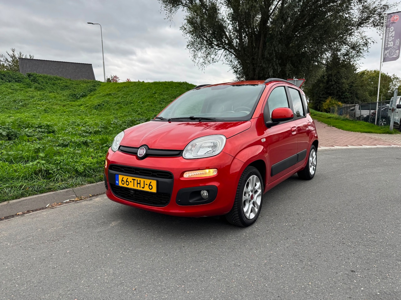 Fiat Panda - 0.9 TwinAir Lounge Turbo 86PK Zitplaatsen 5 - AutoWereld.nl