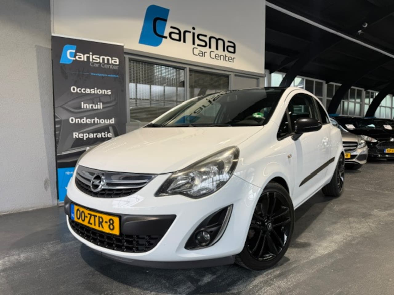 Opel Corsa - 1.4 Turbo Cosmo Colour Edition 120 PK Airco|Cruise - AutoWereld.nl