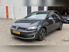 Volkswagen Golf - 1.4 TSI GTE Zwart 2016 | Carplay | Acc | Nap