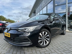 Volkswagen Golf - 1.0 TSI Life | Afneembare Trekhaak | Adap Cruise | Navi | PDC | LED | Climate | Dealer Ond