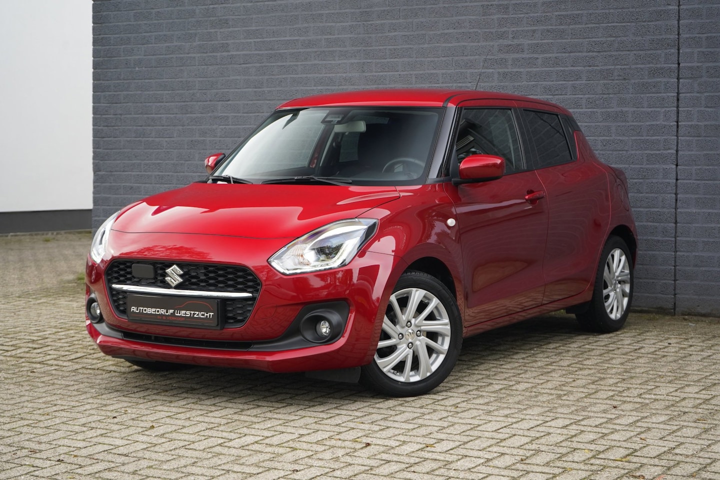 Suzuki Swift - 1.2 Comfort Smart Hybrid 1.2 Comfort Smart Hybrid, Acc, Camera, NAP - AutoWereld.nl