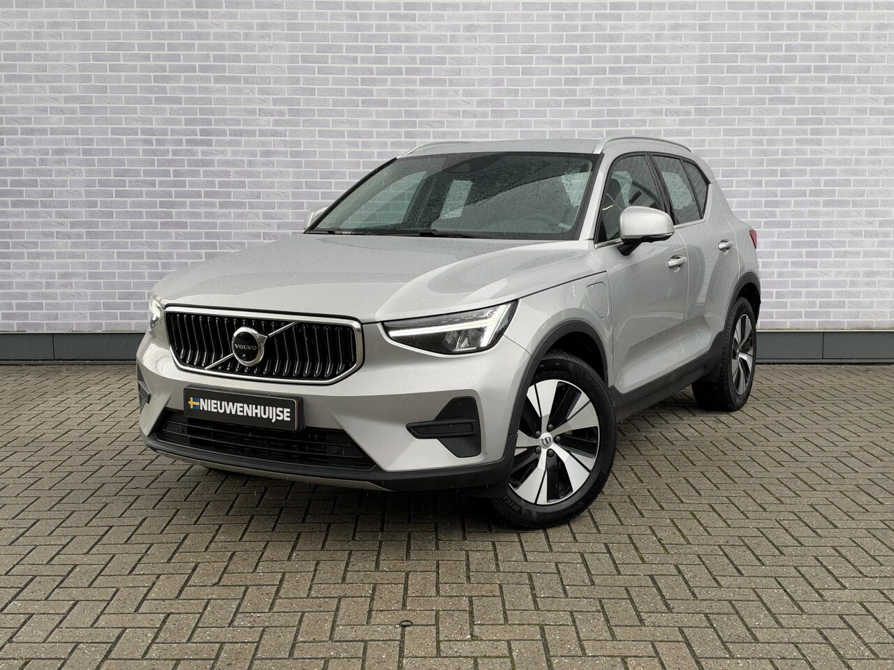 Volvo XC40 - 1.5 T4 Plug-in Hybrid Plus Bright | PHEV | 360 Graden Camera | Parkeersensoren | Lederen B - AutoWereld.nl
