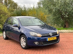 Volkswagen Golf - 1.2 TSI Highline BlueMotion Nap/Airco