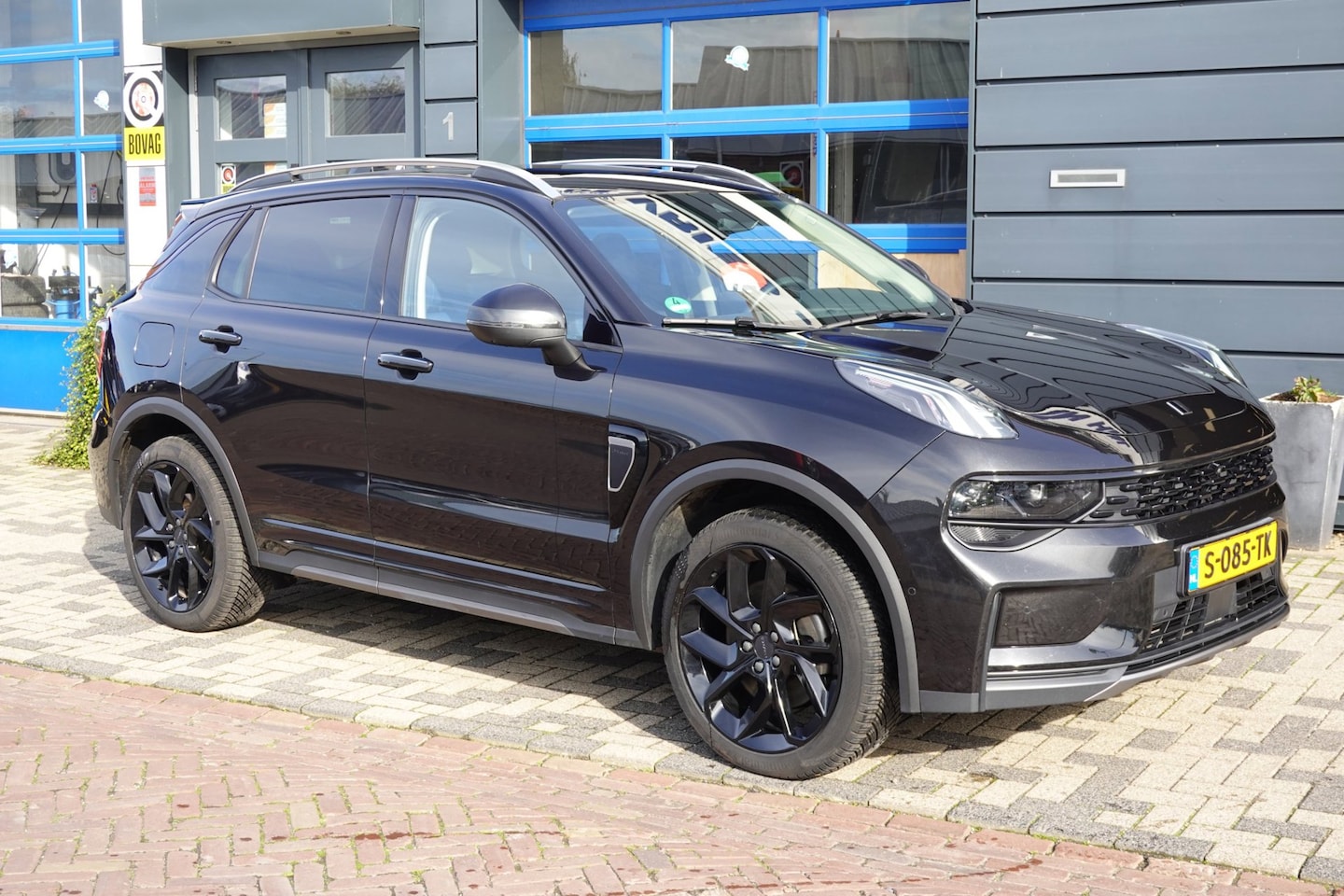 Lynk & Co 01 - 1.5 BLACK EDITION TREKHAAK BOVAG RIJKLAAR - AutoWereld.nl