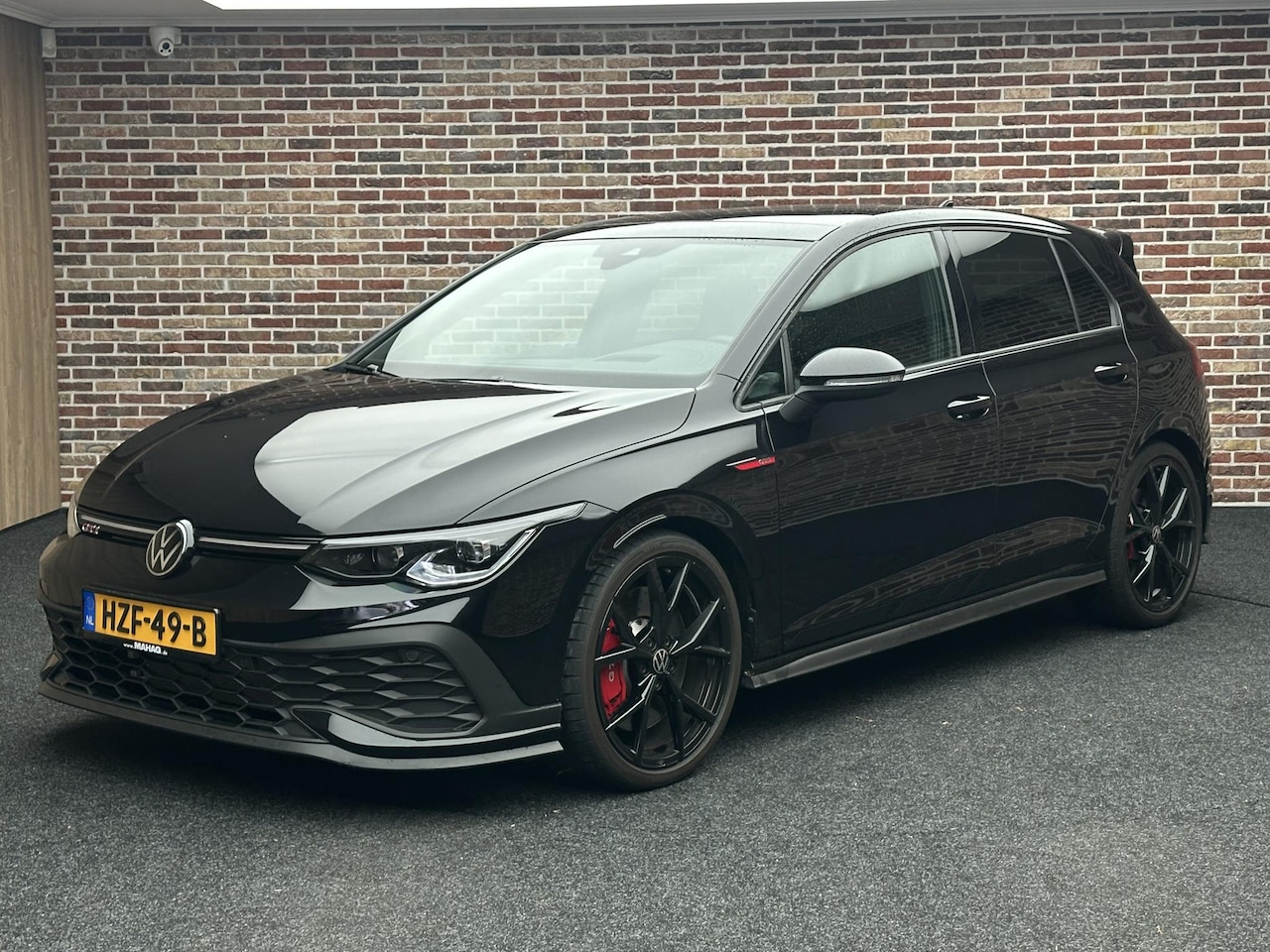 Volkswagen Golf - 2.0 TSI GTI Clubsport Panorama Headup HarmanKardon - AutoWereld.nl