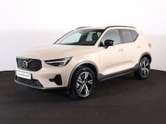 Volvo XC40 - B4 Plus Dark - IntelliSafe Assist & Surround - Harman/Kardon audio - Parkeercamera achter