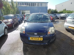 Ford Fiesta - 1.3-8V Style MRT AIRCO APK 10-2027
