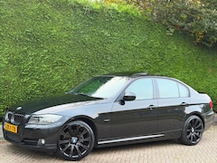 BMW 3-serie - 320i High Executive RIJDTSUPER/DAK/XENON/CARPLAY