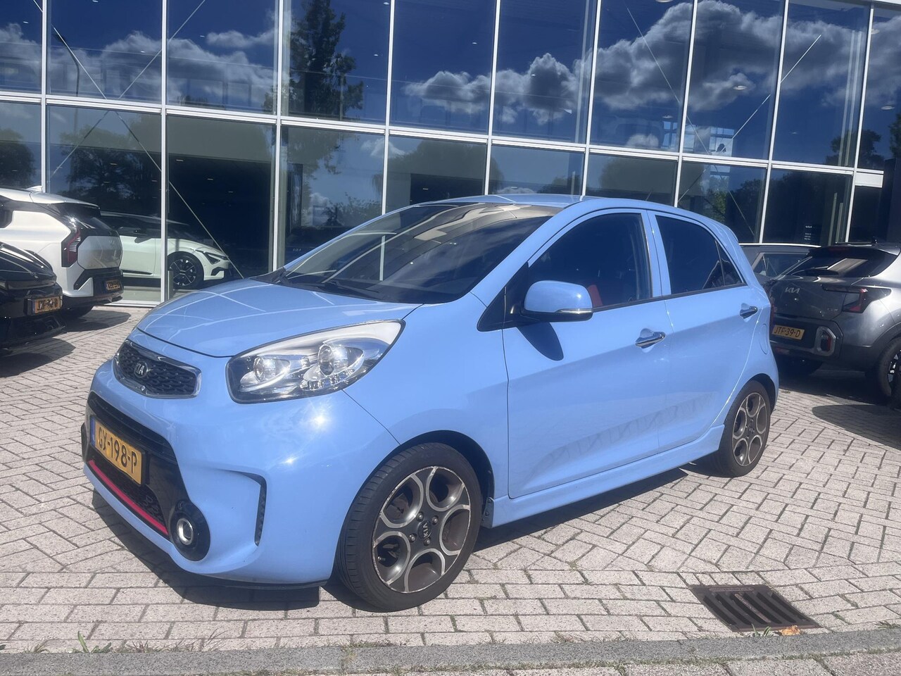Kia Picanto - 1.2 CVVT SportsLine 1.2 CVVT SportsLine - AutoWereld.nl