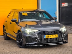 Audi A3 Sportback - 40 TFSI e RS3 Look / B & O / Acc / Lane Assist / Dode Hoek / Dig Cockpit / Navi / Ecc / El