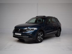 Volkswagen Tiguan - 1.4 TSI eHybrid PHEV VIRTUAL / EL.TREKHAAK / PANORAMADAK / 360CAMERA / IQ-LIGHT / SFEERVER