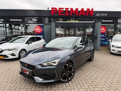 CUPRA Leon - 1.4 e-Hybrid VZ Business |Apple Carplay |Camera | Keyless | Stuur/Stoelverwarming |