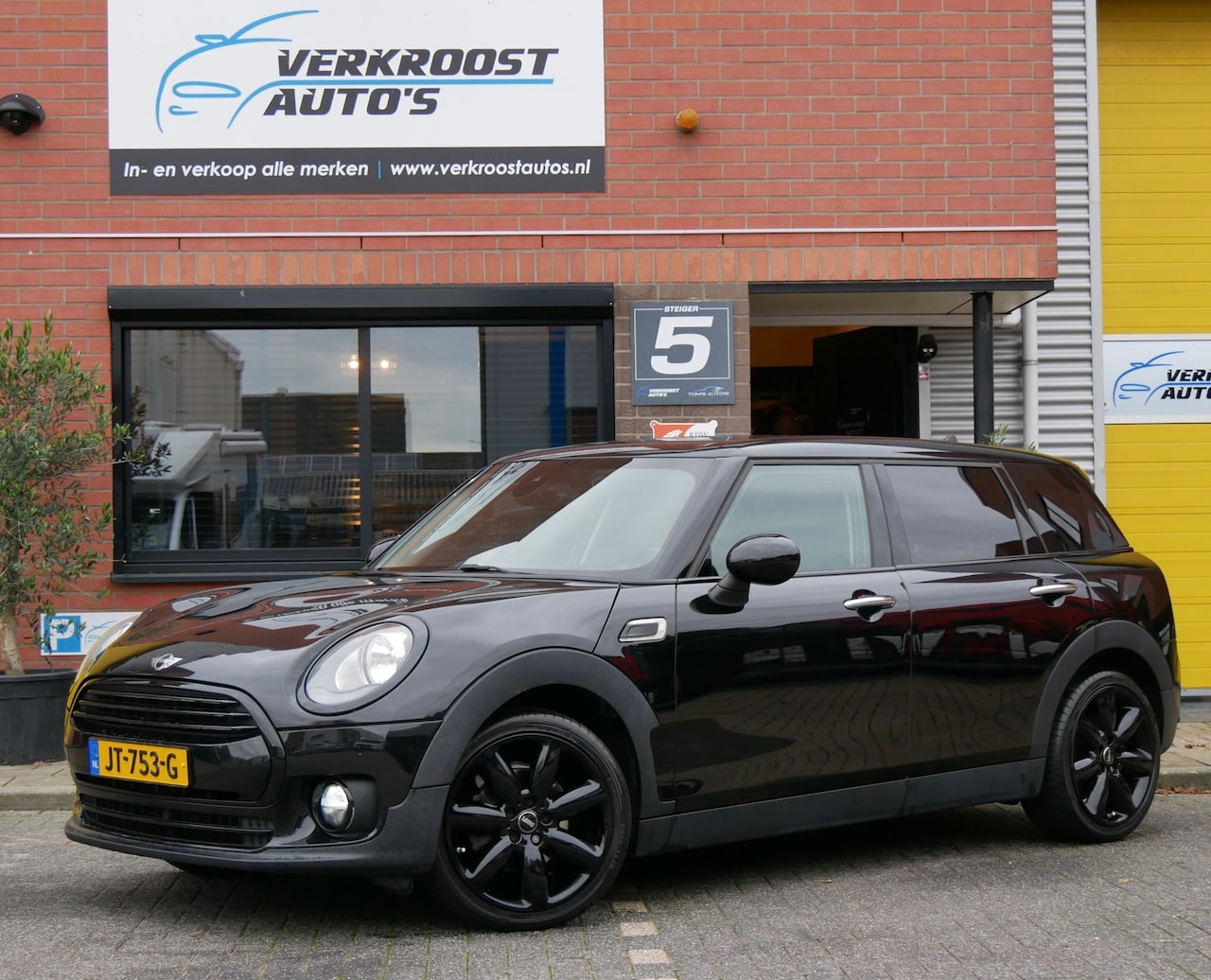 MINI Clubman - 1.5 Cooper.clima. navigatie. cruise. nieuwe distributie.koppeling - AutoWereld.nl