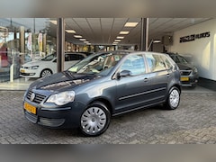Volkswagen Polo - 1.4-16V 80pk AIRCO | CRUISE | ELEKTR PACK | NAP