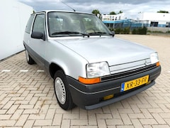 Renault 5 - 5 1.4 Automaat met unieke km stand 67631 Km NAP Apk 30-10-2028