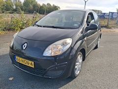 Renault Twingo - 1.2 Authentique LEUKE AUTO RIJDT EN SCHAKELT TOP