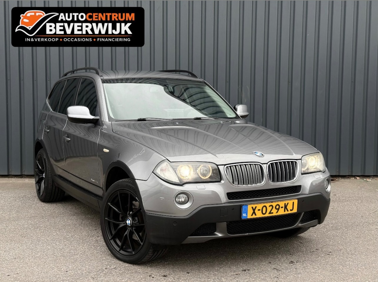BMW X3 - XDrive25i Executive 218pk 2.5 Benzine V6 Uniek! - AutoWereld.nl