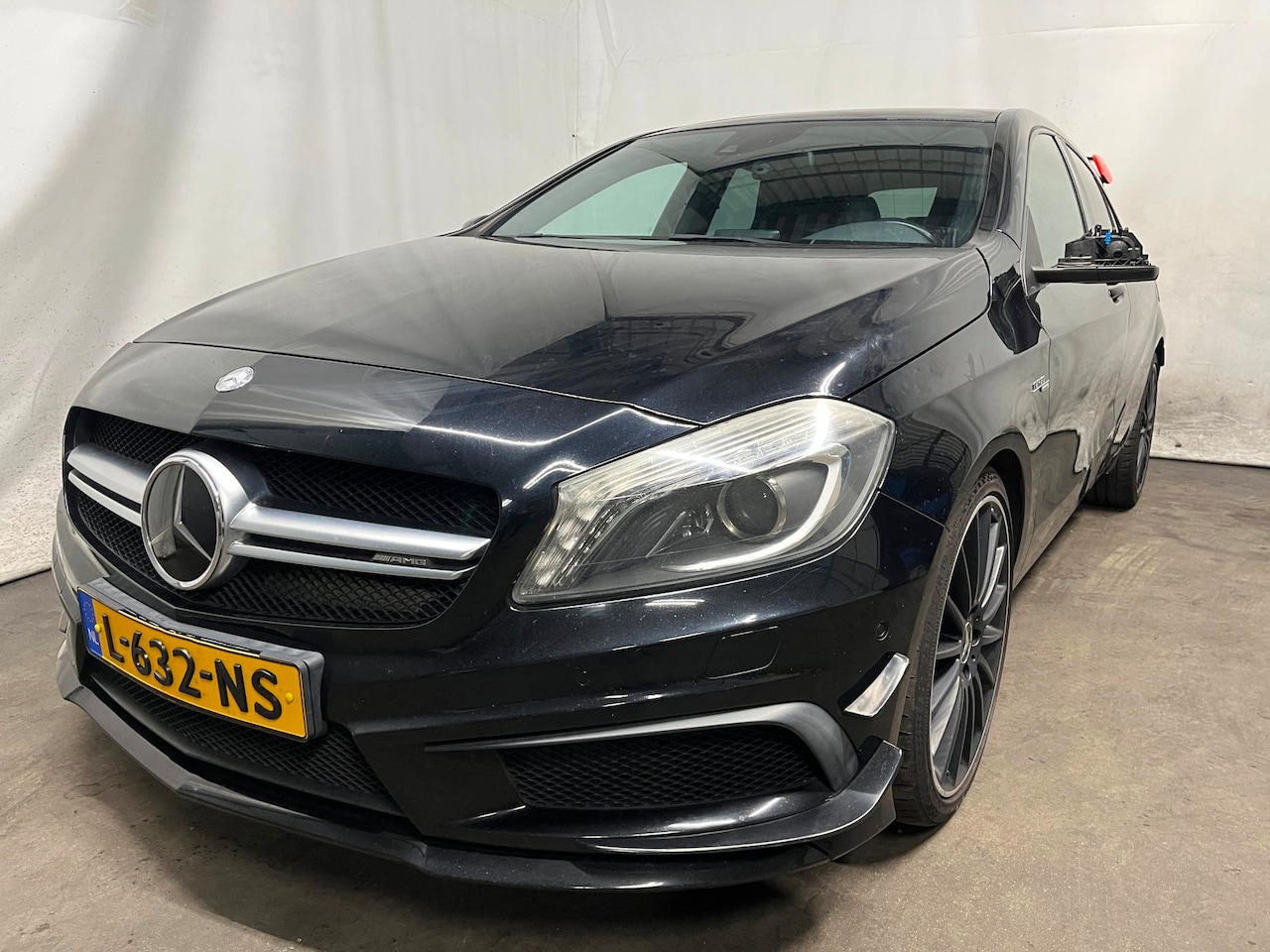 Mercedes-Benz A-klasse - AMG 45 4MATIC Edition 1 - Linker Zijschade - AutoWereld.nl