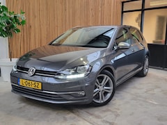 Volkswagen Golf - 2.0 TDI Highline massage/carplay