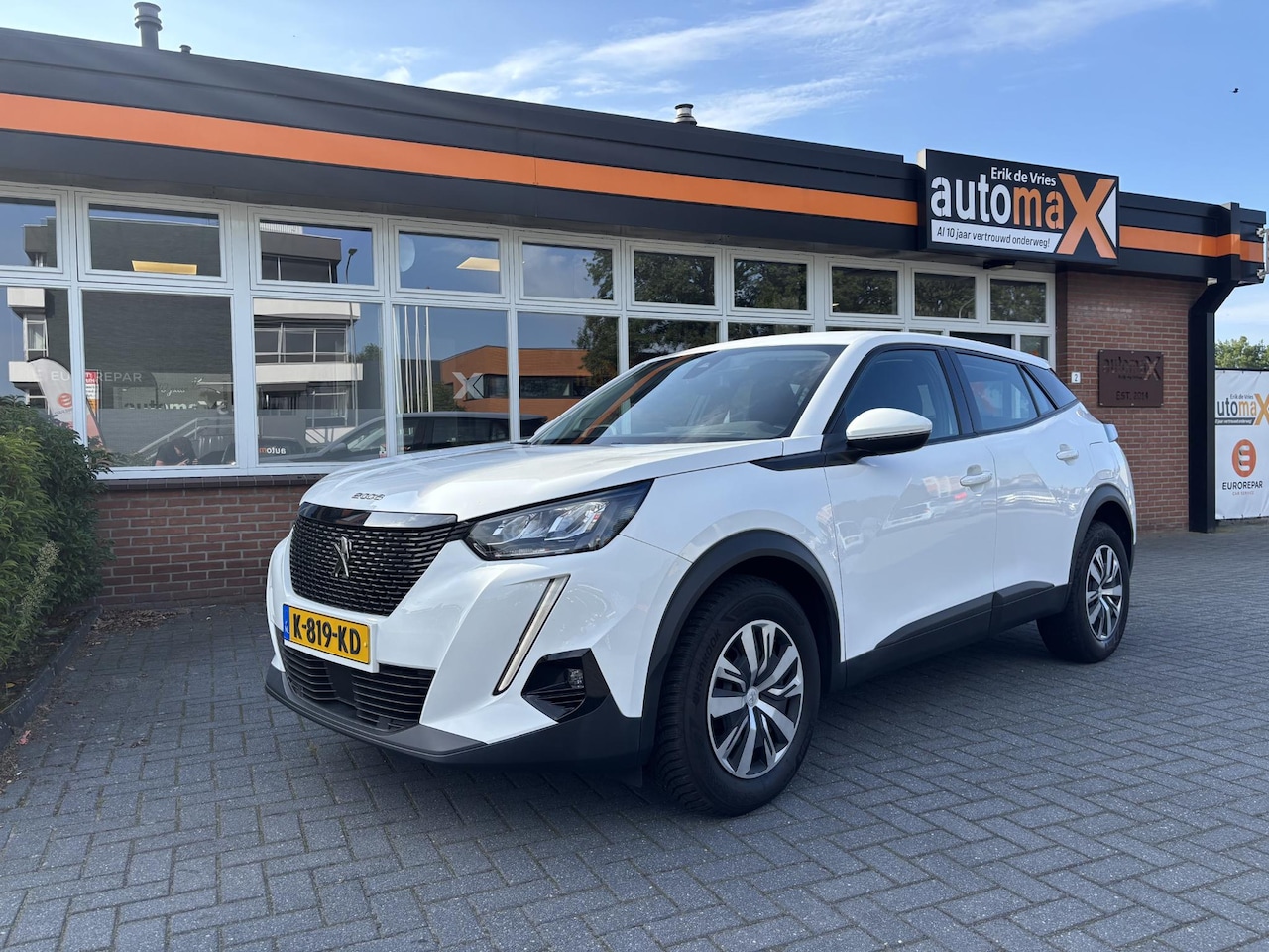 Peugeot 2008 - 1.2 PureTech Blue Lease Active |Cruise control|Navigatie| - AutoWereld.nl