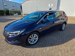 Opel Astra Sports Tourer - 1.0 Business Executive