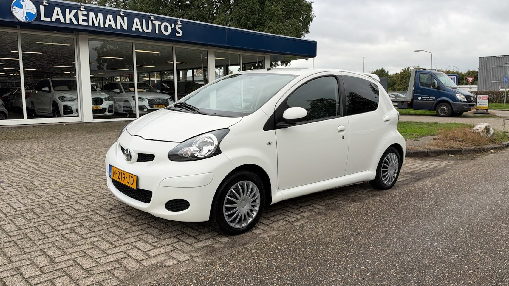 Toyota Aygo - 1.0 Whiteline 5Drs Airco Huurkoop Inruil APK Garantie - AutoWereld.nl