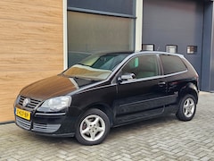 Volkswagen Polo - 1.2 Trendline Airco 14"