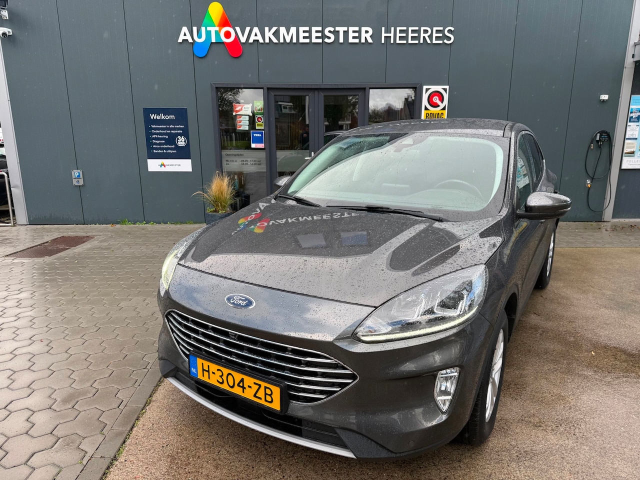 Ford Kuga - 1.5 EcoBoost Titanium 1.5 EcoBoost Titanium - AutoWereld.nl