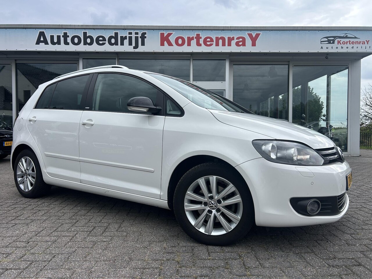 Volkswagen Golf Plus - 1.4 TSI Highline airco/cruise control/stoelverwarming/trekhaak/nieuwstaat - AutoWereld.nl