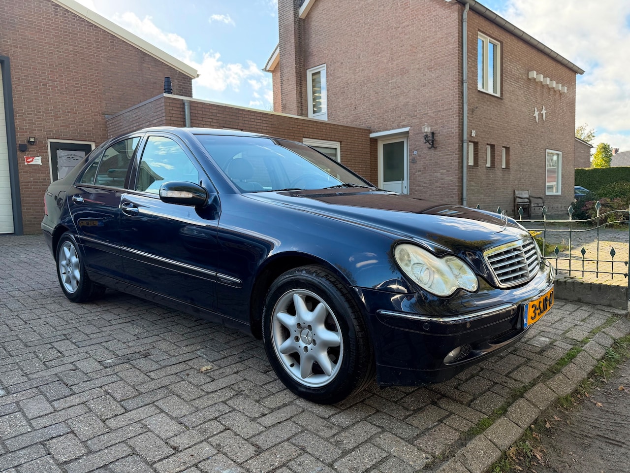 Mercedes-Benz C-klasse - 320 AUTOMAAT *NIEUWE APK* - AutoWereld.nl
