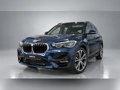 BMW X1 - XDrive25e High Executive Sportine|Automaat|Plugin|Navi|Adaptive Led|Panodak|Camera|Sportst