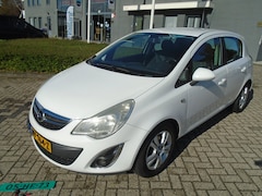 Opel Corsa - 1.4-16V Cosmo Nieuwe Apk
