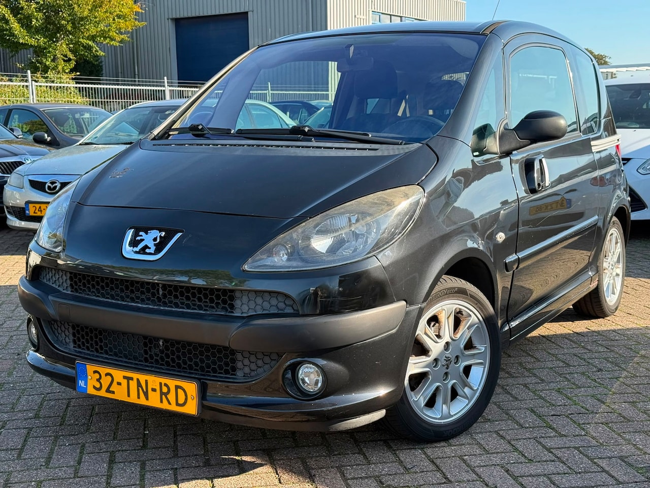 Peugeot 1007 - 1.6-16V Sporty | Automaat | nwe distr. - AutoWereld.nl