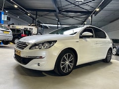 Peugeot 308 - 1.2 PureTech Style/Navi/Pdc/Dealer onderhouden/Apk nieuw