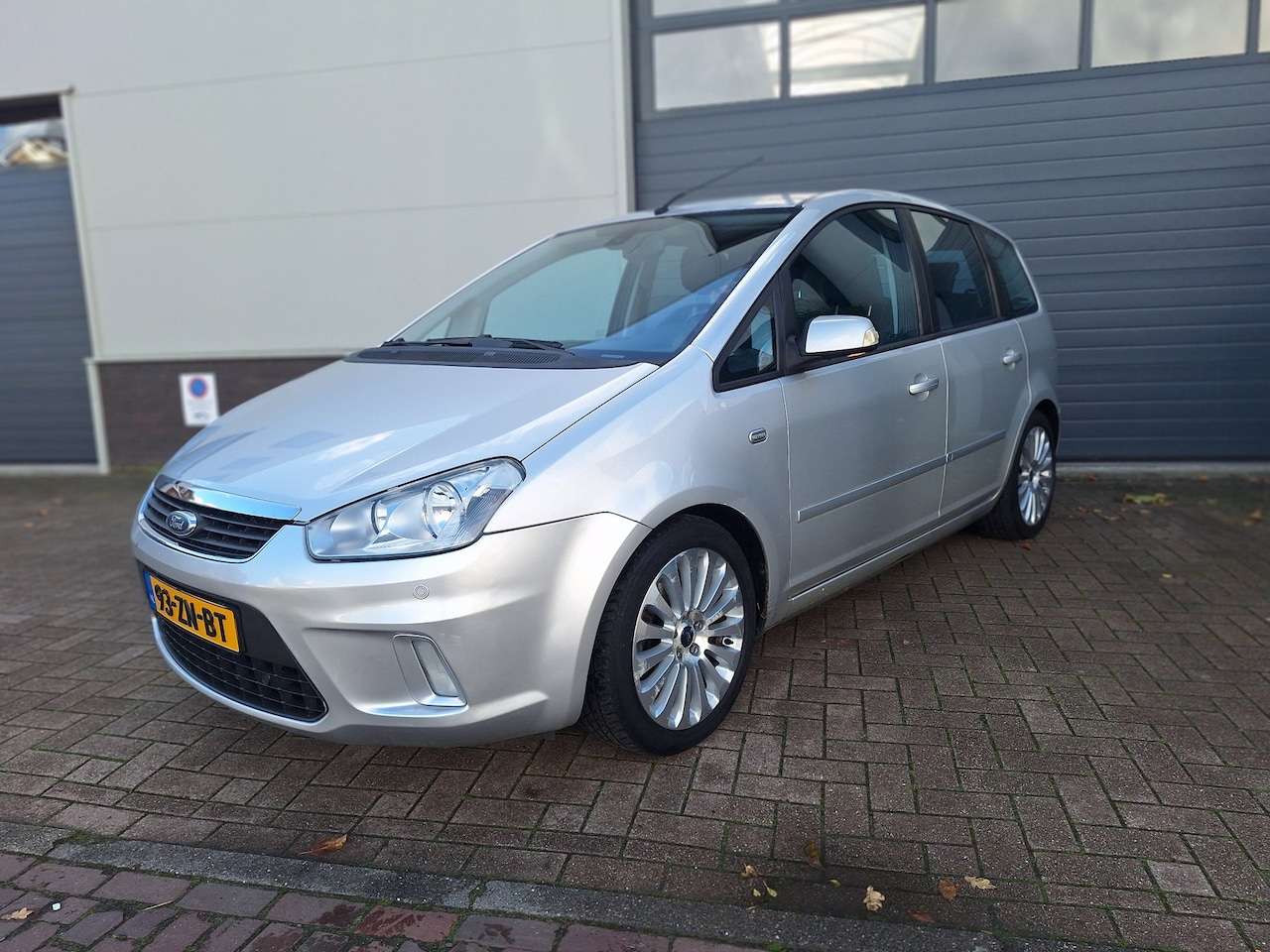 Ford C-Max - | 2.0-16V Titanium | Automaat | Airco | Cruise control | - AutoWereld.nl