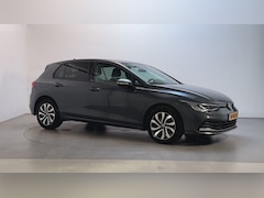 Volkswagen Golf - 1.5 TSI 150pk Sfeerverlichting Stoelverwarming Parkeersensoren Navigatie