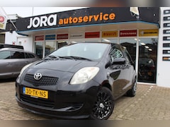 Toyota Yaris - 1.3 VVTi Sol