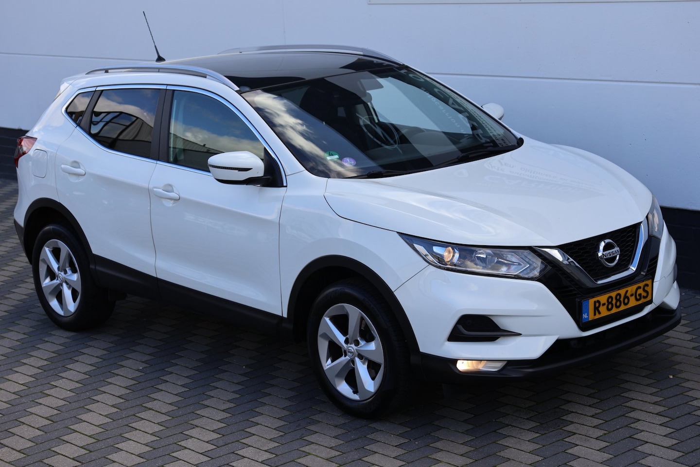 Nissan Qashqai - 1.3 DIG-T Acenta Pano Cruise Trekhaak !! - AutoWereld.nl